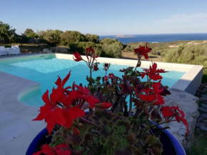 La Sima villa con piscina vista mare San Pantaleo Sardegna